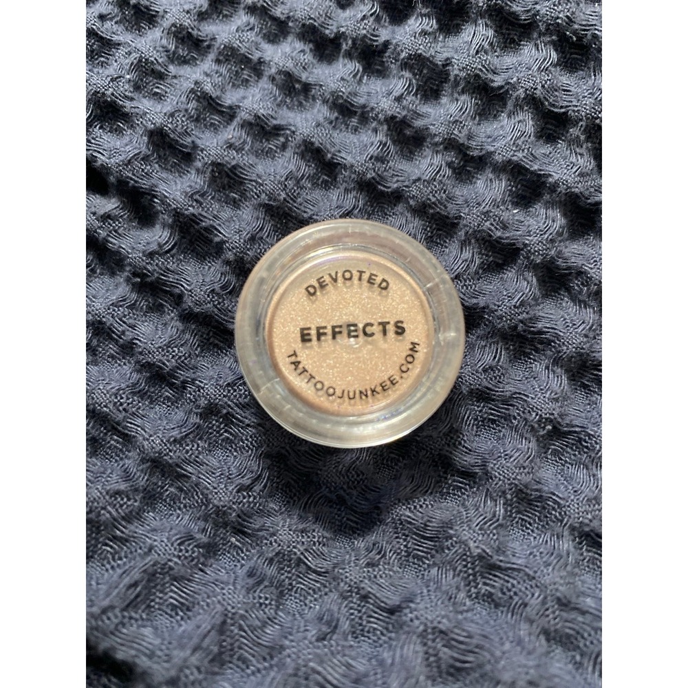 Tattoo Junkee Effects Loose Powder Eye Shadow Pigment In Shade Devoted